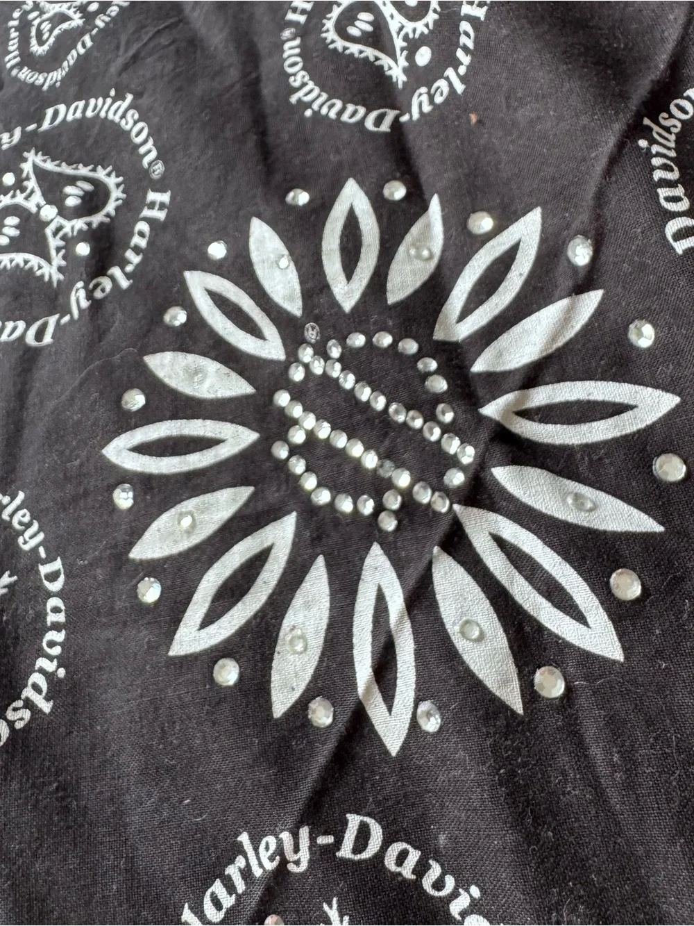 Harley-Davidson Rhinestone Paisley Bandana Scarf - Black & White Biker Y2K - Picture 6 of 9